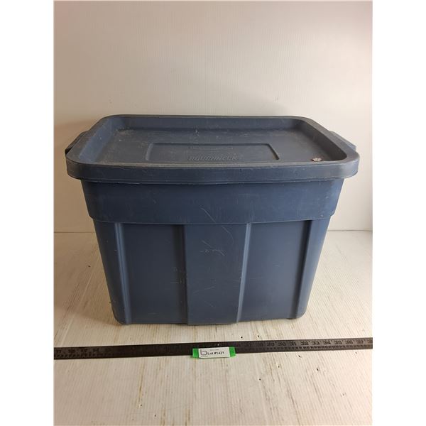 Rubbermaid Roughneck Storage Bin w/Lid - 22x16x14  - Cannot Ship