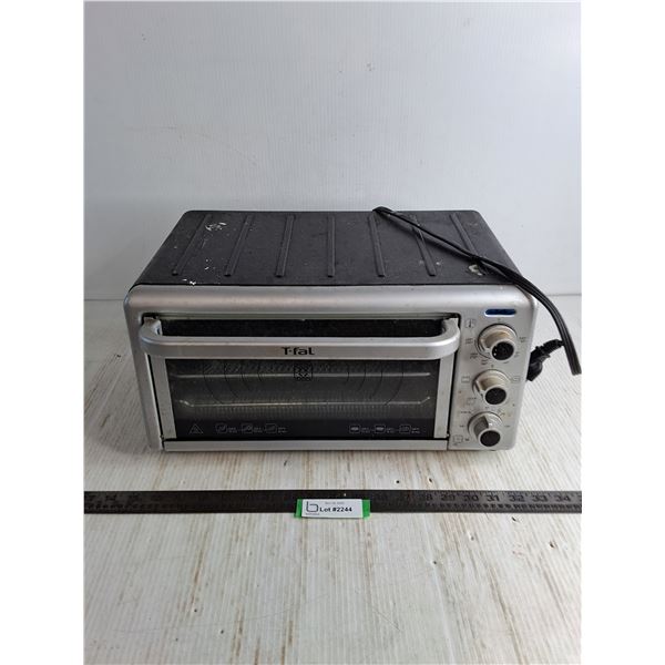 T-Fal Toaster Oven - Powers On, As is - 17x13x9 