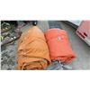 Image 5 : Two Insulated Tarps, 12 × 20 Feet