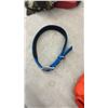 Image 7 : Assorted Dog Items, L-XL Insulated Suit, L Collar, Retractable Leash with Flashlight, Small Vests