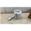 Image 5 : Marble Rolling Pin with Wooden Stand, Marble Mortar and Pestle, Wooden Box