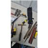 Image 3 : Manual Lever-Action Grease Gun with Flexible Hose and Valvoline Lithium Grease Cartridge