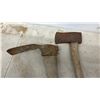 Image 2 : Tool Lot: Bolt Cutters, Hay Hook, Hacksaw, Billhook, Axe