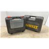 Image 11 : Black and Decker Fire Storm 12V Cordless Drill, Charger, Battery, 1 Latch Broken on Case