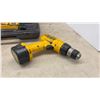 Image 9 : Black and Decker Fire Storm 12V Cordless Drill, Charger, Battery, 1 Latch Broken on Case
