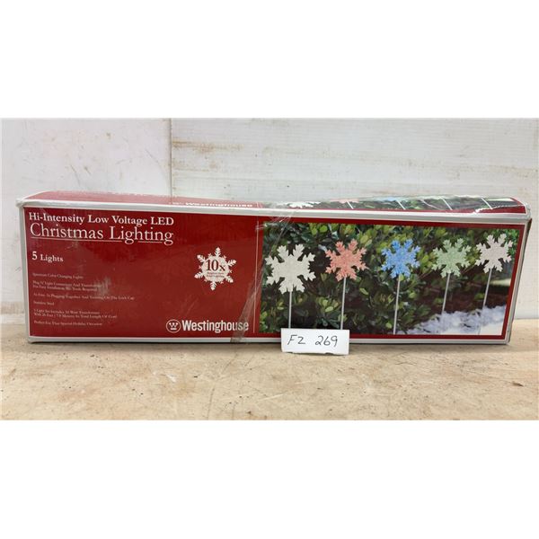 Westinghouse Hi-Intensity Low Voltage LED Snowflake Christmas Lighting, 5 Color-Changing Lights