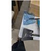 Image 3 : Benchmark Utility Shovel with Telescopic Handle and Snow Shovels, Lot of 3