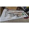 Image 1 : Garant Garden Rake, Wooden Handle Cultivator, Digging Fork with D-Handle