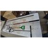 Image 4 : Garant Garden Rake, Wooden Handle Cultivator, Digging Fork with D-Handle