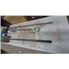 Image 4 : Handworks Round Point Shovel, Leaf Rake, Spade