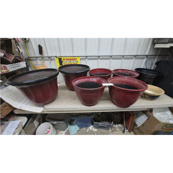 Lot of Plastic Garden Planters in Assorted Sizes, Red, Black, Ceramic Bowl