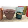 Image 4 : Assorted Plastic Planter Pots in Various Colors and Sizes with Green Ceramic Pot