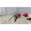 Image 5 : Trailer Hitch Ball Mount, Flexible Funnel, Oil Can, Grease Gun, Ratchet Strap