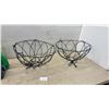 Image 2 : Two Wire Hanging Baskets, Miracle-Gro Shake 'n Feed, PRIMIX Flower Boost Fertilizer 25% Full