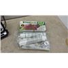 Image 4 : FoodSaver Vacuum Sealing System with Handheld Sealer, Rolls, Bags
