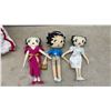 Image 2 : Crocheted Red Heart Throw Pillow and Three Betty Boop Plush Dolls