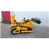 Image 1 : Kid Trax CAT Loader Ride-On Toy Track Loader with Front Bucket