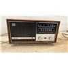 Image 4 : Vintage Radio Lot: Rising FM-210 AM/FM, Viking Solid State AM Clock Radio