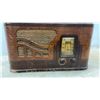 Image 3 : Viking Electrohome Model 10B51E3 Battery-Operated Tube Radio, Circa 1935, Wood Cabinet