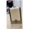 Image 10 : Vintage Coronado Super De-Luxe Sewing Machine with Case