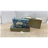 Image 1 : Vintage Coronado Super De-Luxe Sewing Machine with Case
