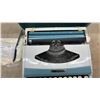 Image 3 : Smith-Corona Corsair 710 Portable Typewriter with Case, Manual, Typing Course Kit