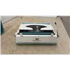Image 6 : Smith-Corona Corsair 710 Portable Typewriter with Case, Manual, Typing Course Kit