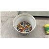 Image 4 : Hagen Glass Aquarium with Hood, Light, Turtle Care Books, Reptile Food, Conditioner