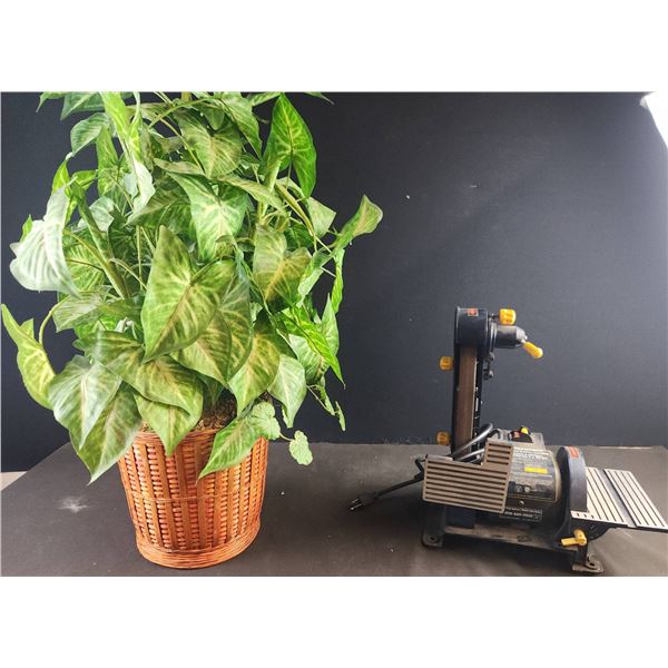 Mastercraft 1" x 30" Belt & Disc Sander, Artificial Plant 