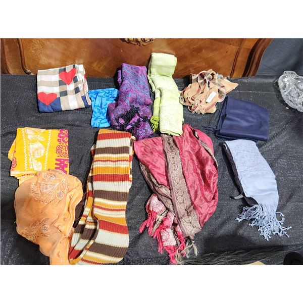 11 Women's Fashion Scarves