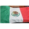 Image 9 : Flags, Tablecloths, Runners and More