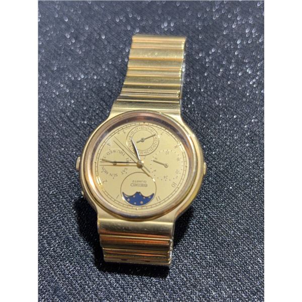 Seiko Quartz Perpetual Calendar Moonphase 7438-6009 Men's Watch