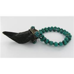 Vintage Tibet Carved Turquoise Bead and Silver Adorned Goat Horn Pendant Necklace (JEW-1407)
