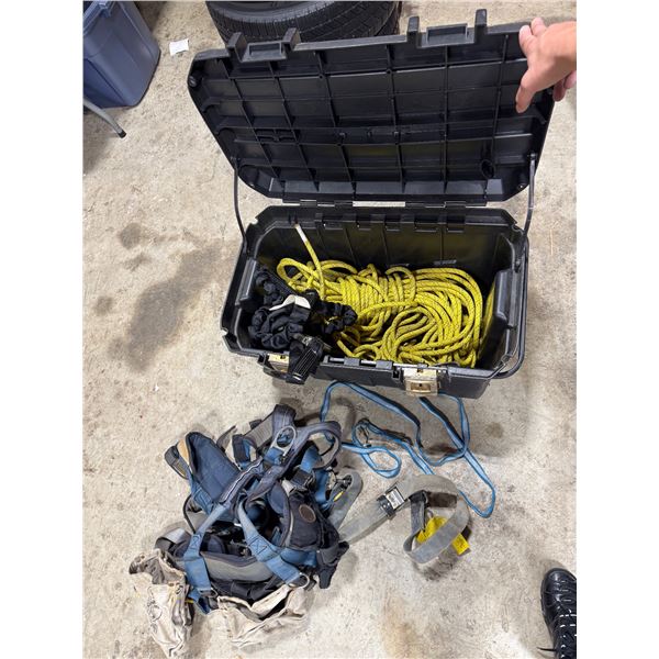 Fall Protection Safety Harness Kit w/ Rope, Lanyards & Storage Case