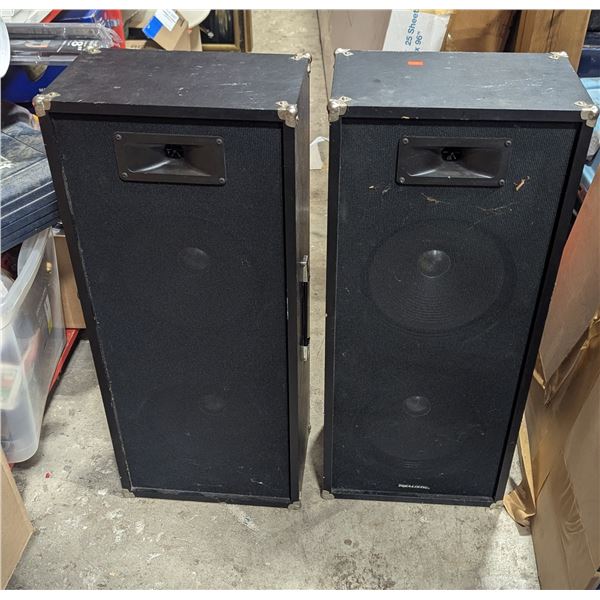 Realistic Floor Speakers - Pair