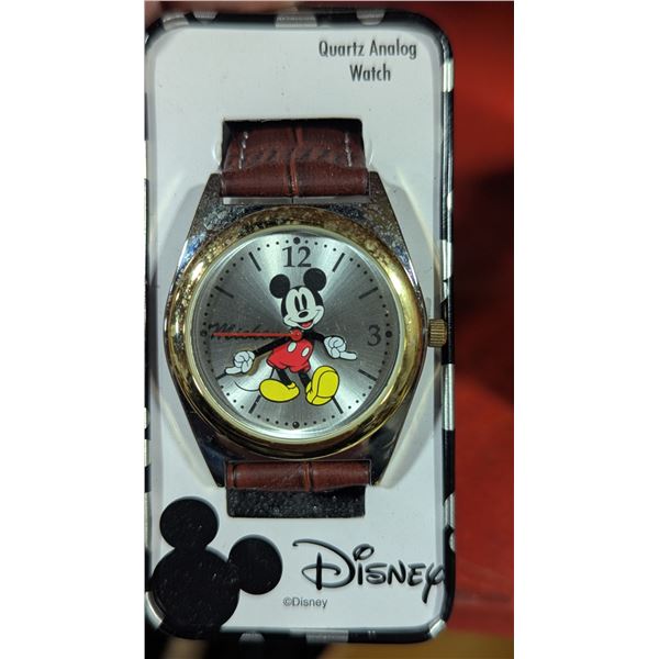 Disney Quartz Mickey Mouse Men's Watch w/ Box
