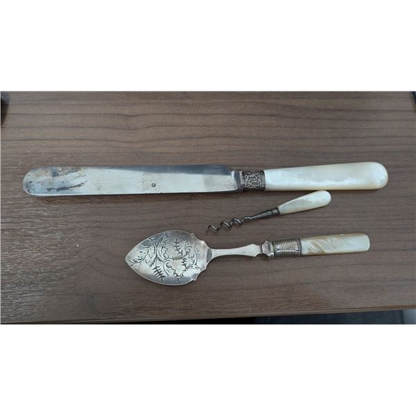 Antique 1911-12 Sheffield Sterling Silver-Mounted Mother-of-Pearl Serving Utensil