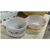 Image 2 : Lot of Four VTG Pyrex Casserole Dishes