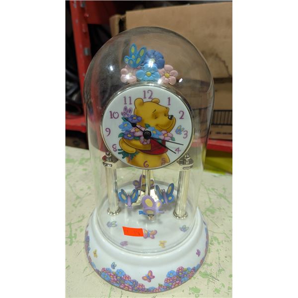 A.A. Milne & E.H. Shepard Winnie the Pooh Desk Clock