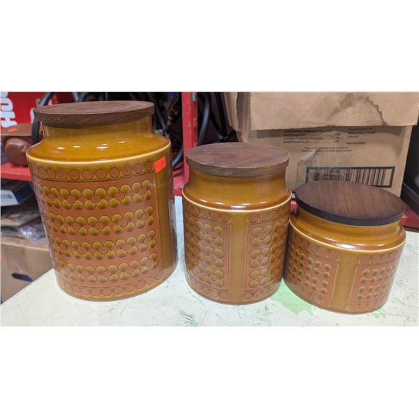 VTG 1972 Hornsea Saffron Pottery Storage Canisters w/ Wood Lids