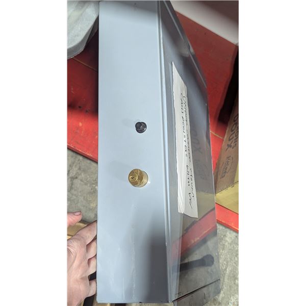 Under Counter Cash Register Mount w/ Key