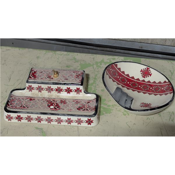 VTG Ukrainian Canadian Ceramic Desk Set w/ Pen Holder & Ashtray