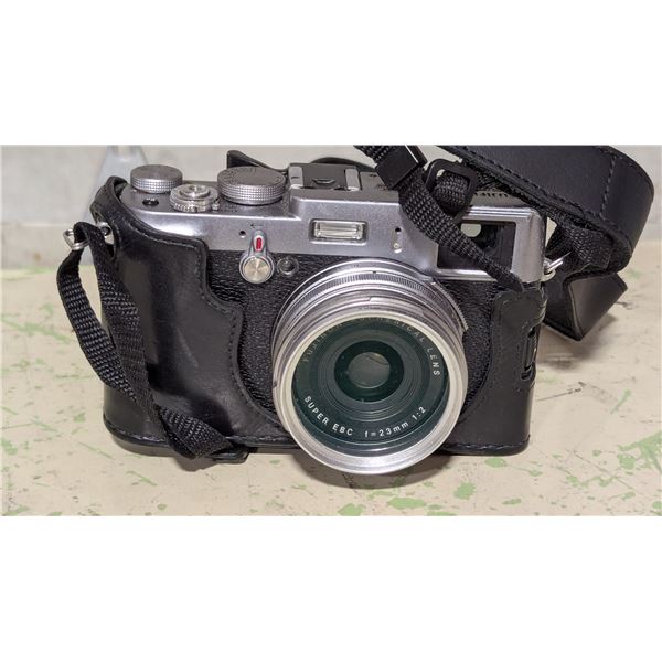 Fujifilm X100 Digital Camera w/ Super EBC Fujinon 23mm Lens