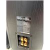 Image 3 : VTG Boston Acoustics VR35 THX Floorstanding Speakers - Pair