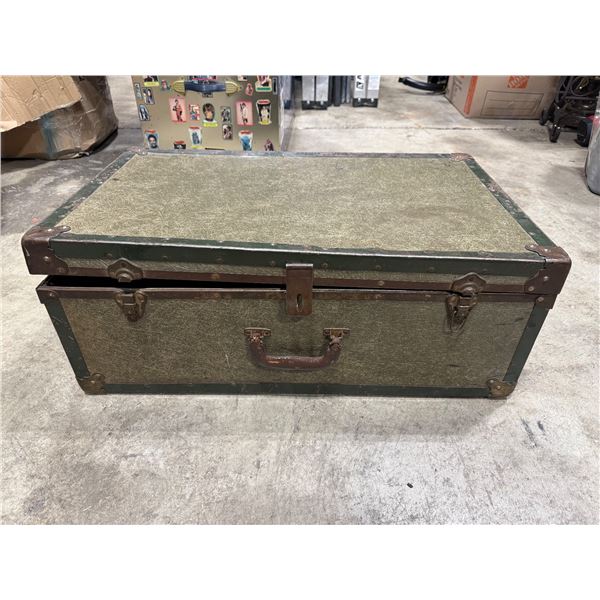 VTG Hard-Sided Travel Trunk / Suitcase w/ Metal Corners