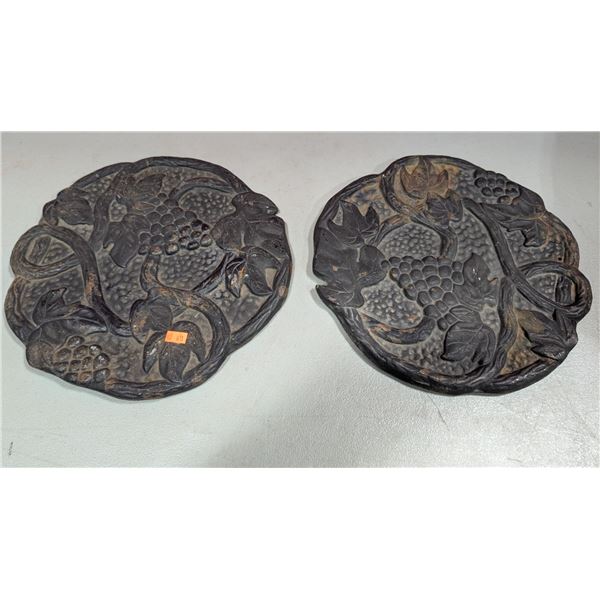 VTG Cast Metal Grape & Vine Trivets - 2 Pc