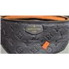 Image 2 : Louis Vuitton Fanny Pack w/ Orange Liner