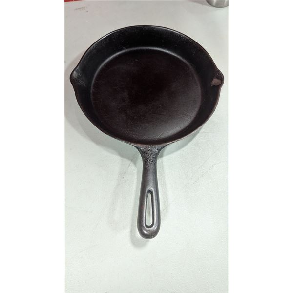 GSW Cast Iron Pan Made in Canada