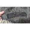 Image 2 : 100% Virgin Wool Throw 51 x 72 inches