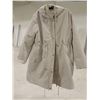Image 1 : SERAPHINE 4-IN-1 DETACHABLE PUFFER BABYWEARING PARKA - TAUPE - WITH HOOD SIZE:10